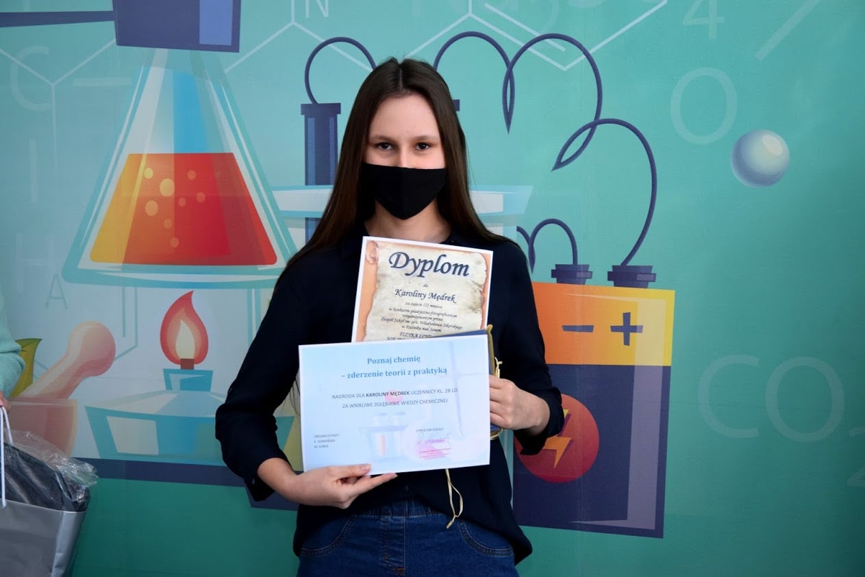 Wręczenie nagród w konkursie chemicznym „Poznaj chemię – zderzenie teorii z praktyką”